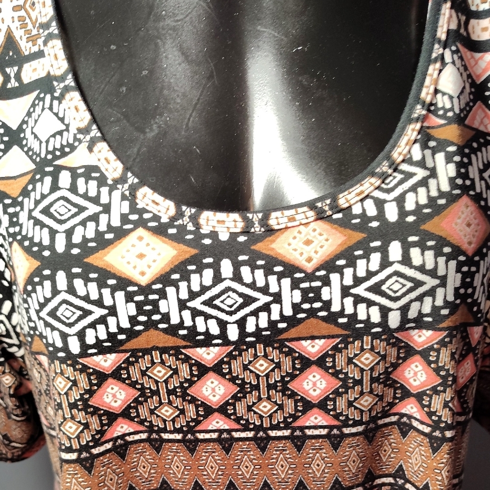 Lularoe Geometric Patterned Tunic - Black, White,… - image 3